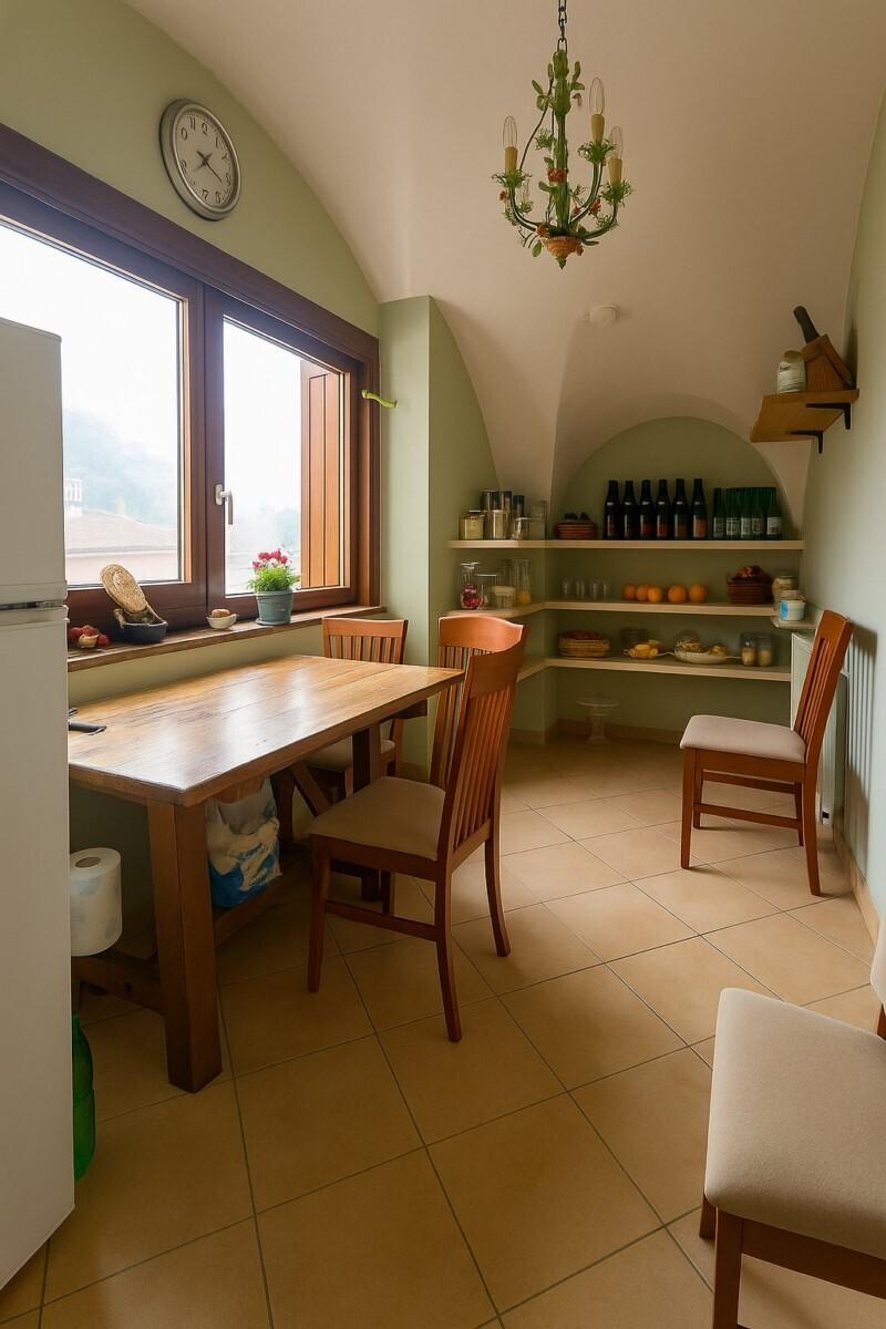Trilocale in Pellegrino Poeta, Chiusavecchia — foto 2 di 5
