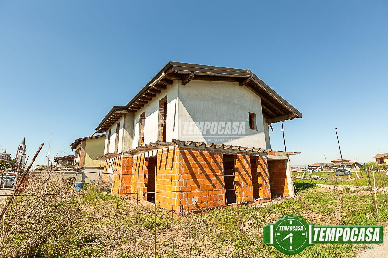 Villa a schiera in Via Tadini, Casale Cremasco-Vidolasco