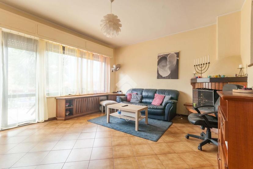 Casa indipendente in Contrada S. Salvatore, Roseto degli Abruzzi — foto 2 di 5