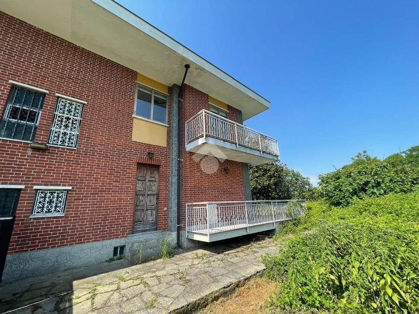 Villa in Via Asti 5, Rivalta di Torino — foto 2 di 5