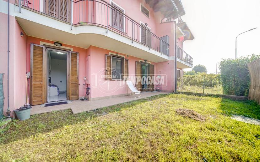 Appartamento in Via Dante Alighieri, Castelletto sopra Ticino — foto 2 di 5