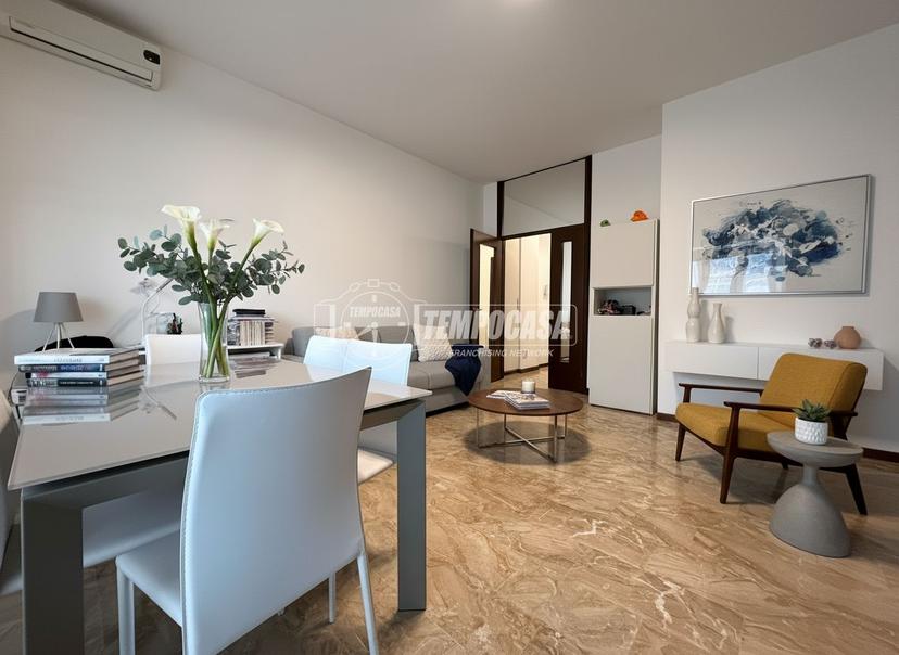 Quadrilocale in Via Giacomo Tosi 4, Monza — foto 2 di 5