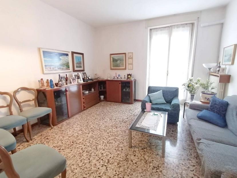 Trilocale in Via Caldone 9, Lecco — foto 3 di 5