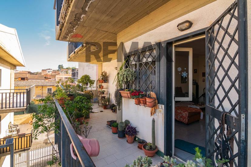 Trilocale in Via Nuova 45, Valverde — foto 4 di 5