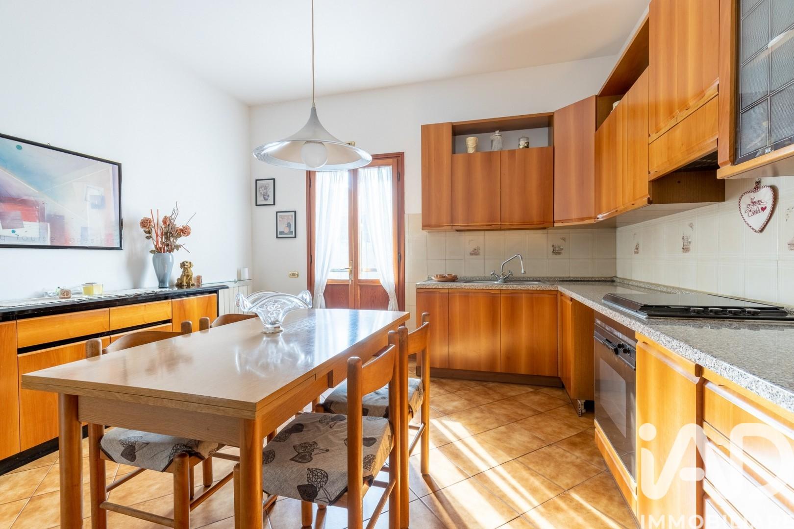 Villa in Via Gramsci 83, Casciana Terme Lari