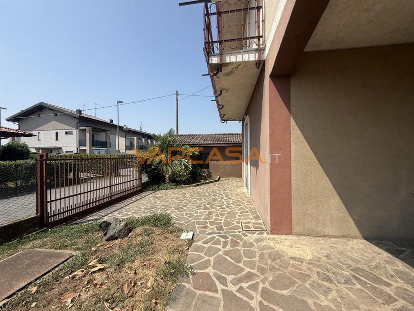 Villa in Via Anita Chiari 2, Mornico al Serio