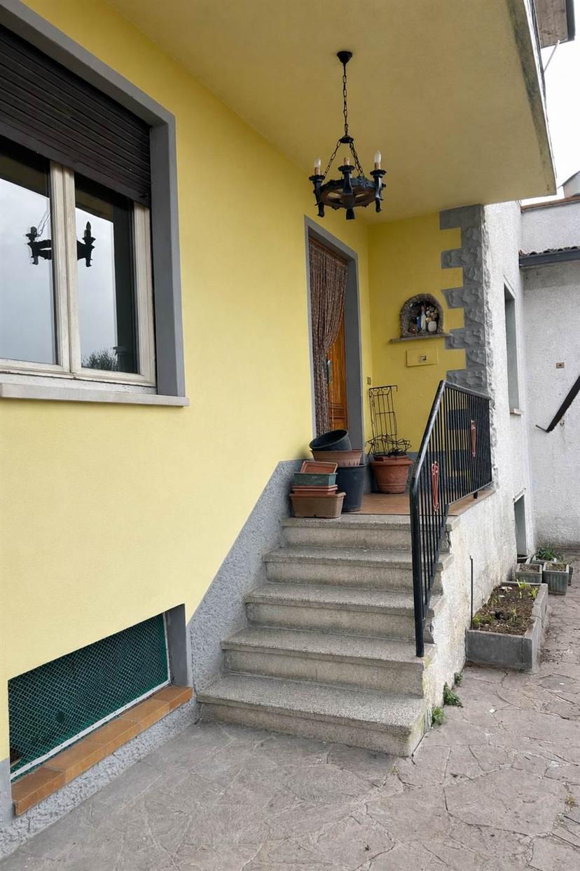 Appartamento, Sale Marasino — foto 2 di 5