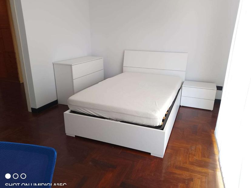 Stanza in casa indipendente, Novara