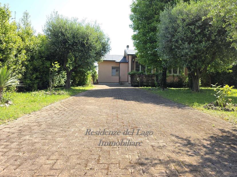 Villa unifamiliare in Via Miralago, Peschiera del Garda — foto 5 di 5