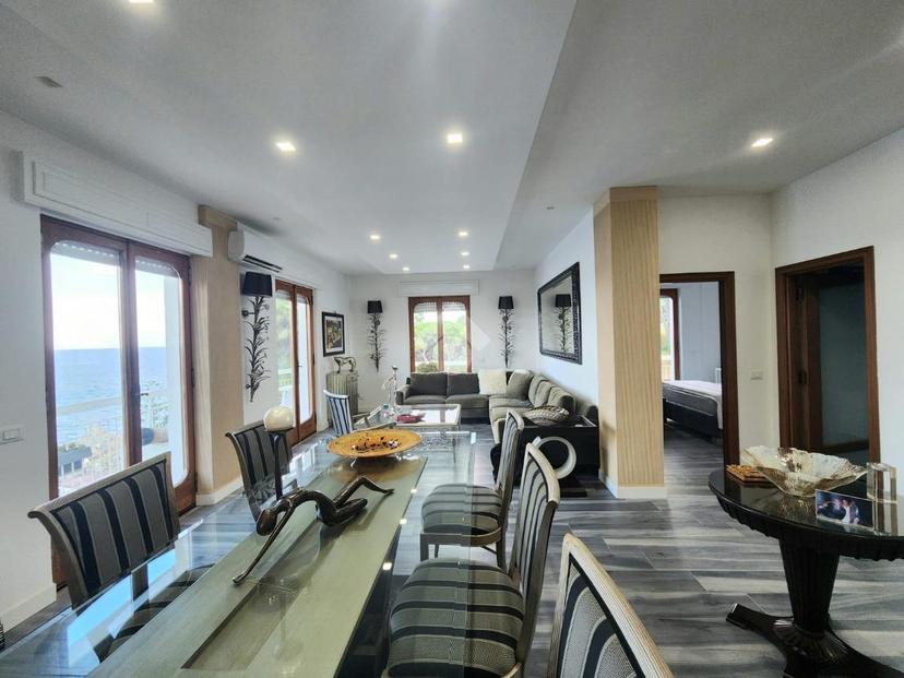 Quadrilocale in Via San Martino 19, Stalettì — foto 4 di 5
