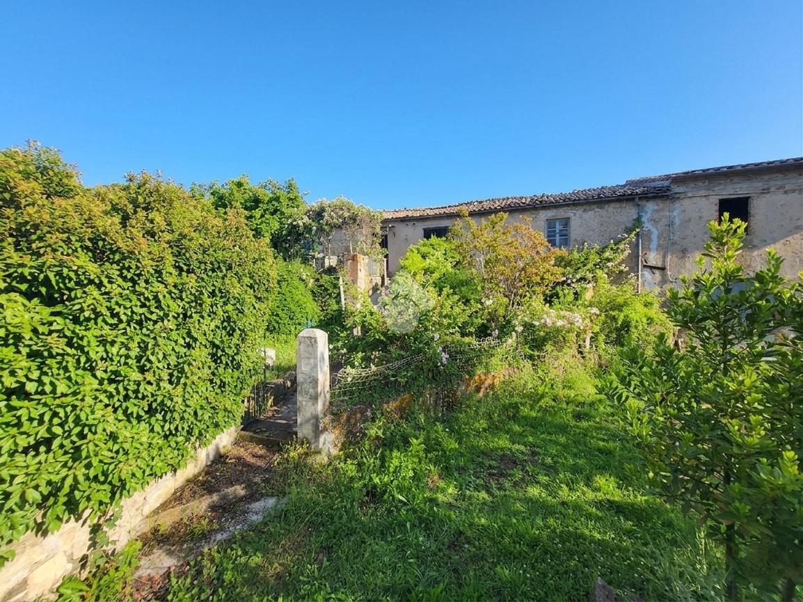 Rustico in Via Roma 1, Roccastrada