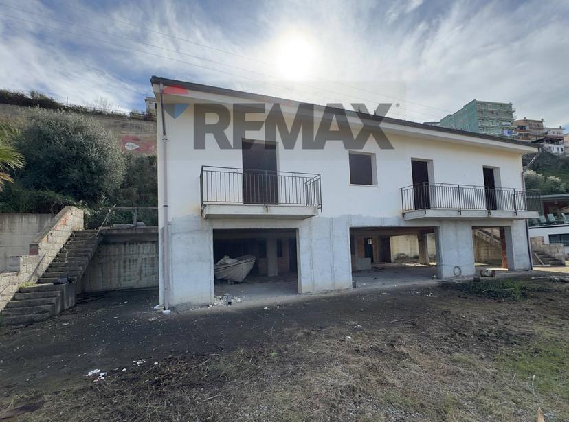 Casa indipendente in S.S. 113 199, Campofelice di Roccella — foto 4 di 5
