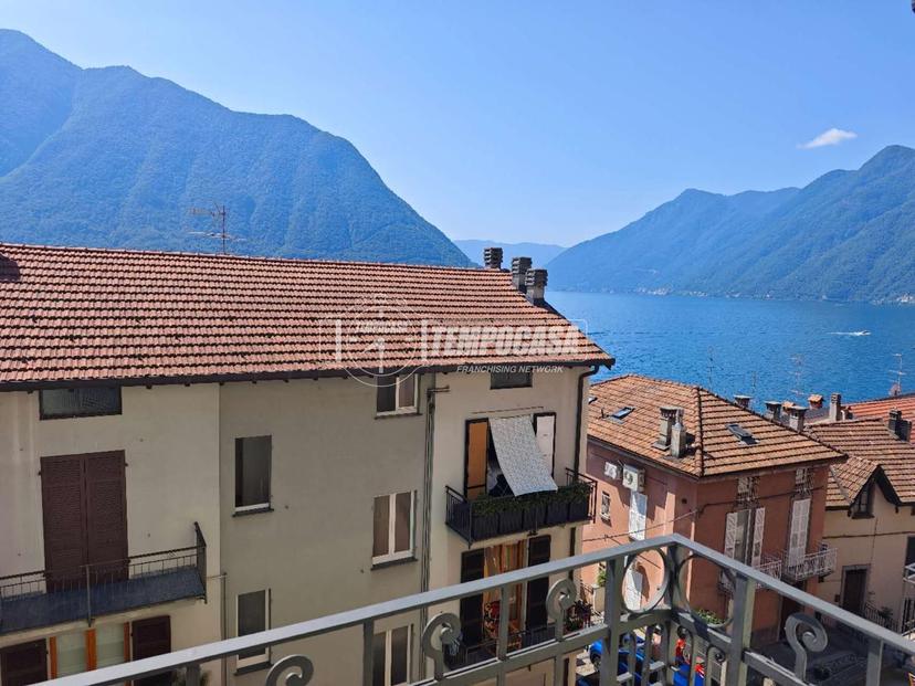 Trilocale in Via Statale 31, Colonno — foto 2 di 5
