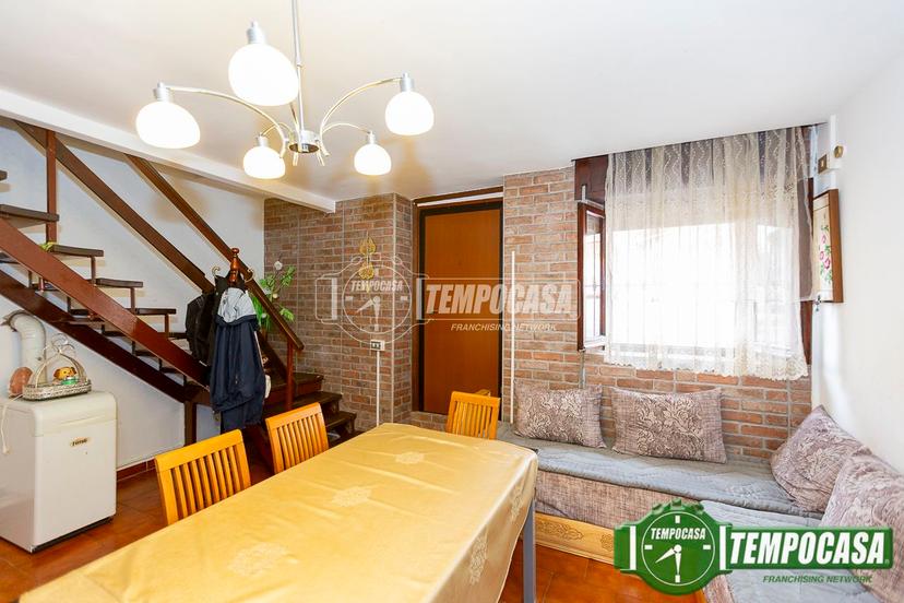Casa indipendente in Via XXV Aprile, Ospedaletto Lodigiano — foto 5 di 5