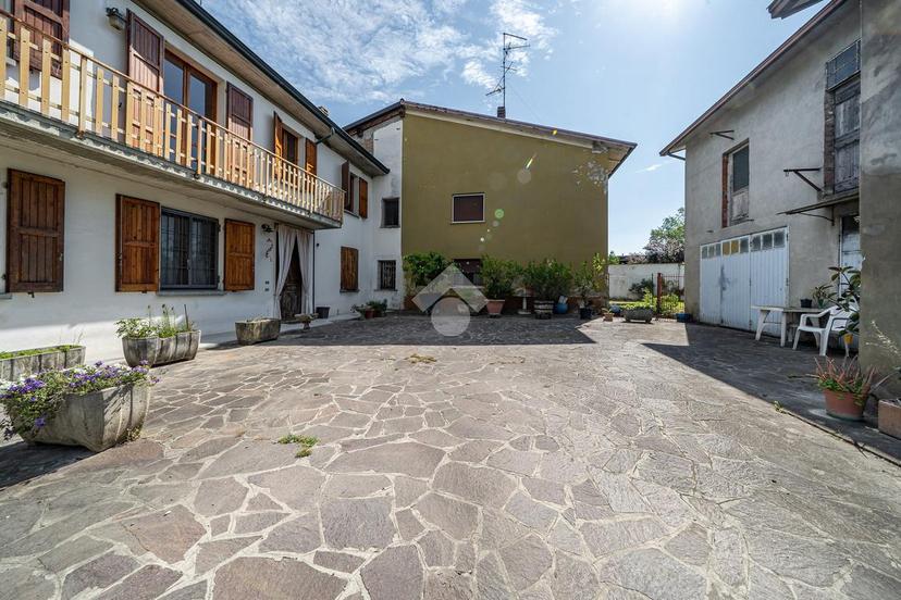 Casa indipendente in Via Matteotti 58, Campegine — foto 2 di 5