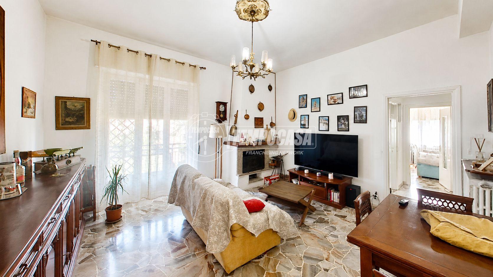 Quadrilocale in Via San Giorgio 67, Cabiate