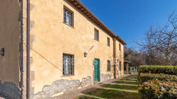 Casale in Strada Sermugnano, Castiglione in Teverina — foto 3 di 5