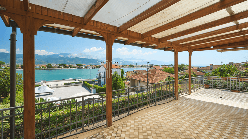 Villa in Via dell'Angelo 33, Ameglia — foto 3 di 5
