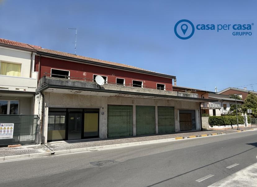 Quadrilocale in Via Zara, Porto Viro — foto 4 di 5