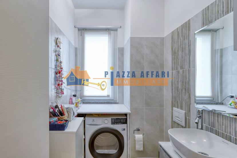 Trilocale in Via Cesare Battisti 46, Carnago — foto 3 di 5