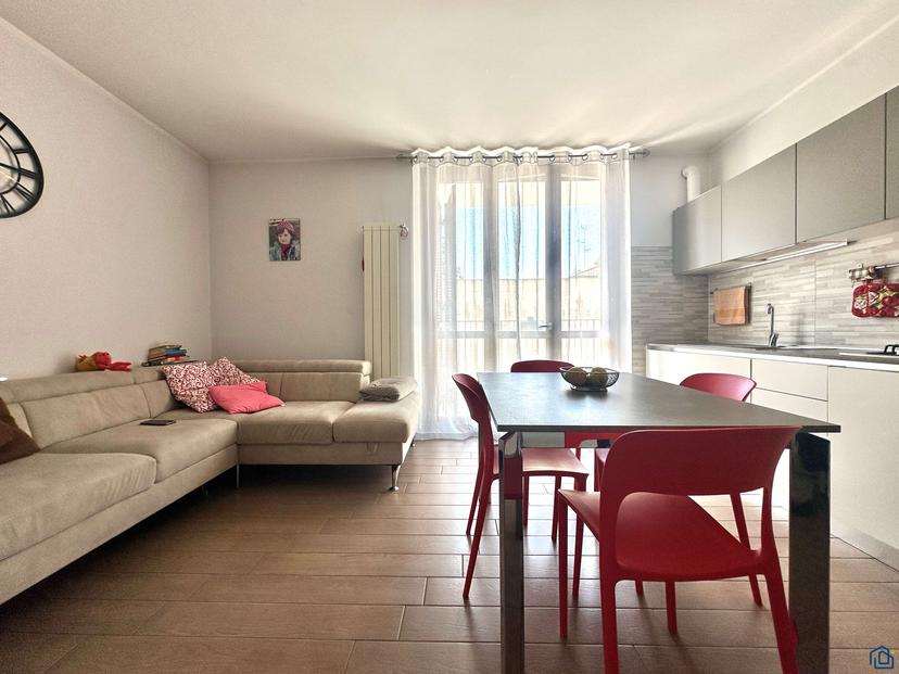 Bilocale in Via Villoresi 8, Castano Primo