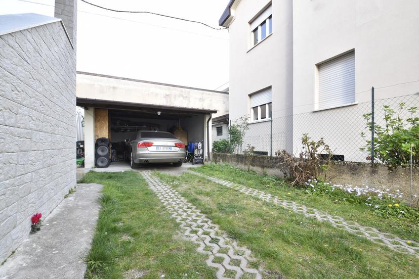 Villa in Via Girolamo Barbieri 12, Bussolengo — foto 2 di 5