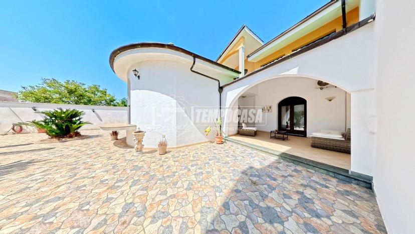 Villa in Via Giacomo Leopardi 26, Nociglia — foto 2 di 5