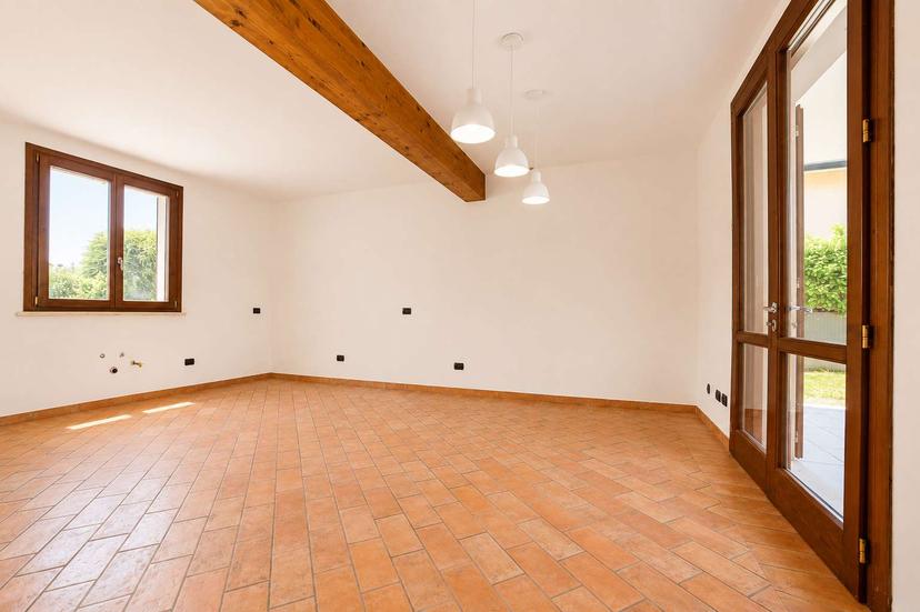 Villa unifamiliare in Via Don Bolzani, San Giorgio Bigarello — foto 2 di 5
