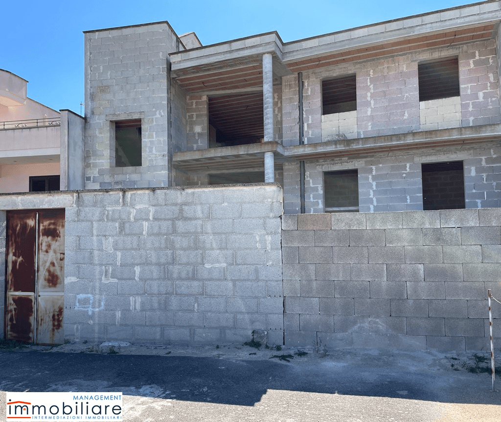 Casa indipendente in Via Cinuria, Castrignano de' Greci