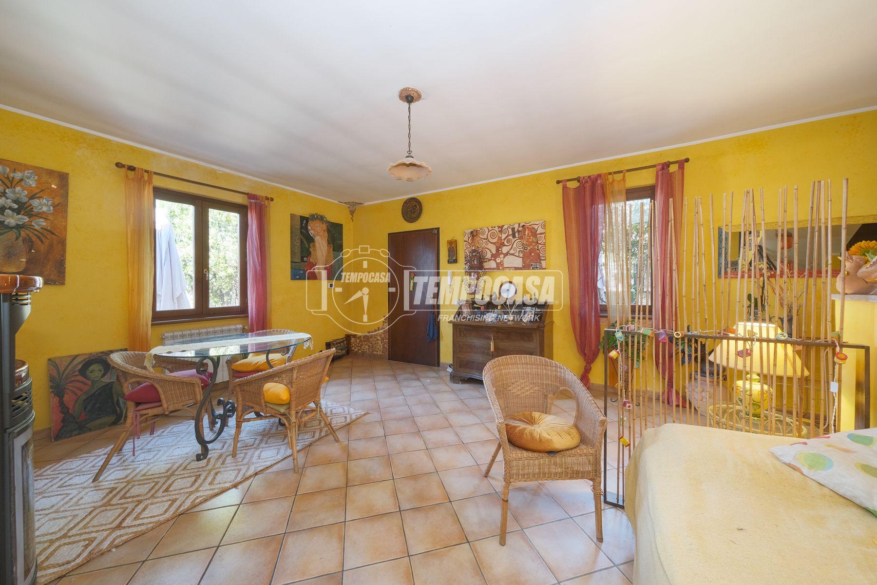 Villa a schiera in Via Emilia Romagna, Campagnano di Roma