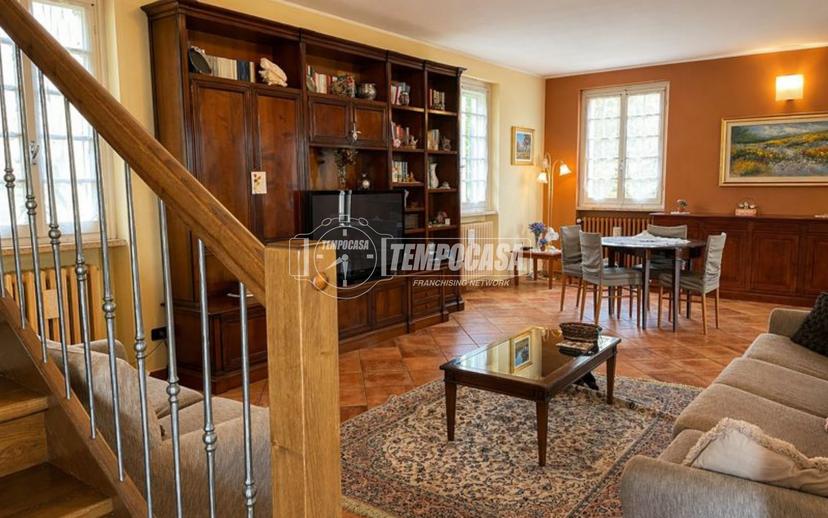 Villa in Via Airuno 1, Brivio — foto 2 di 5