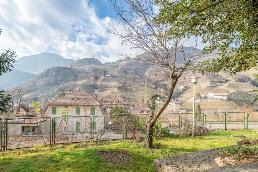 Trilocale in Via San Pietro, Bolzano — foto 2 di 5