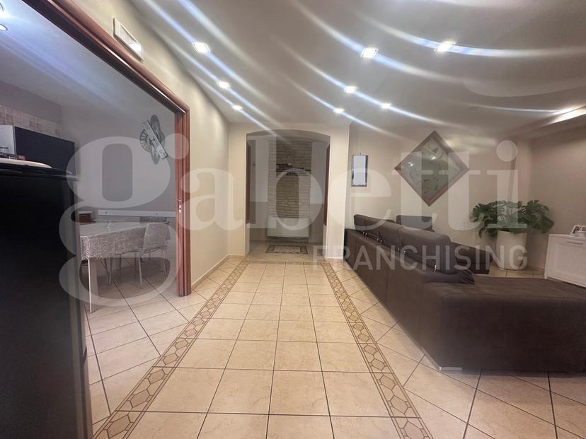 Villa in Via Benvenuto Cellini 9, Orta di Atella — foto 3 di 5