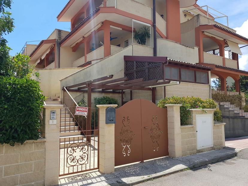 Villa in Via Rimini Nc, Ginosa — foto 4 di 5