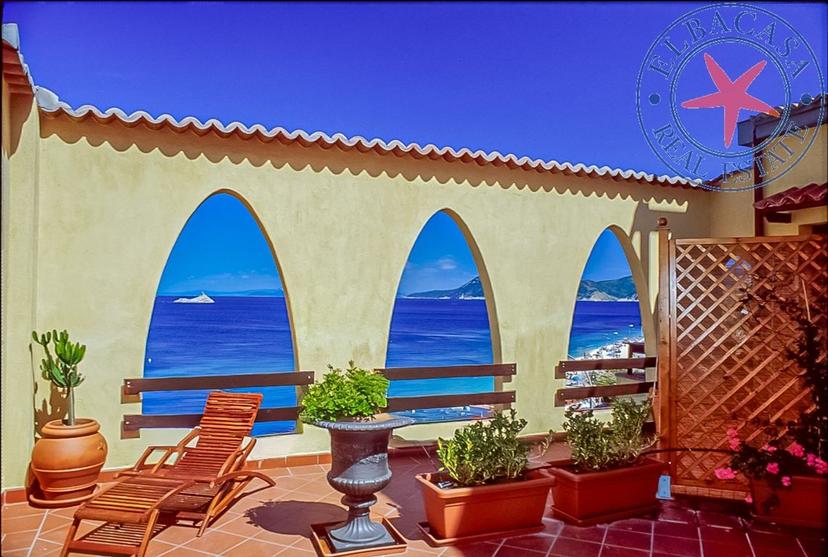 Villa in Viale Alcide De Gasperi 11, Portoferraio — foto 4 di 5