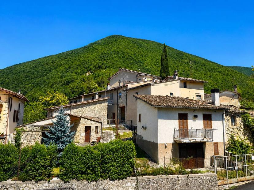 Quadrilocale in Cerreto di Spoleto-Ponte, Cerreto di Spoleto