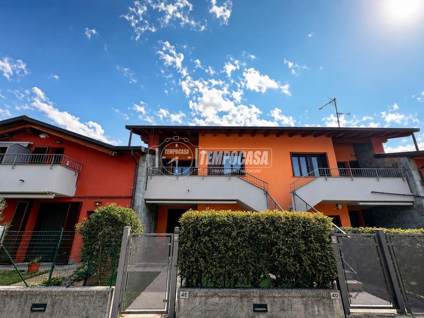 Trilocale in Via Grigna, Rovellasca — foto 4 di 5