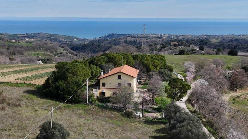 Rustico in Petrella, Ripatransone — foto 4 di 5