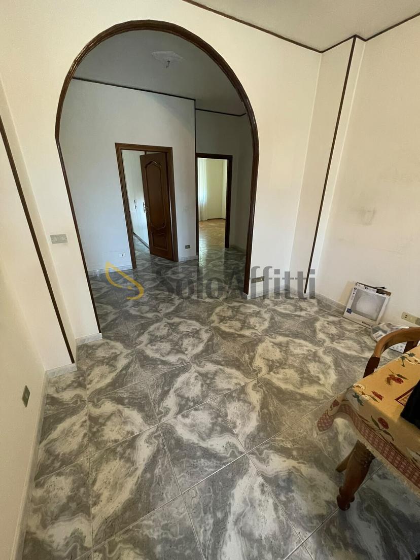 Trilocale in Via Camillo Benso Cavour 19, Rivoli — foto 3 di 5