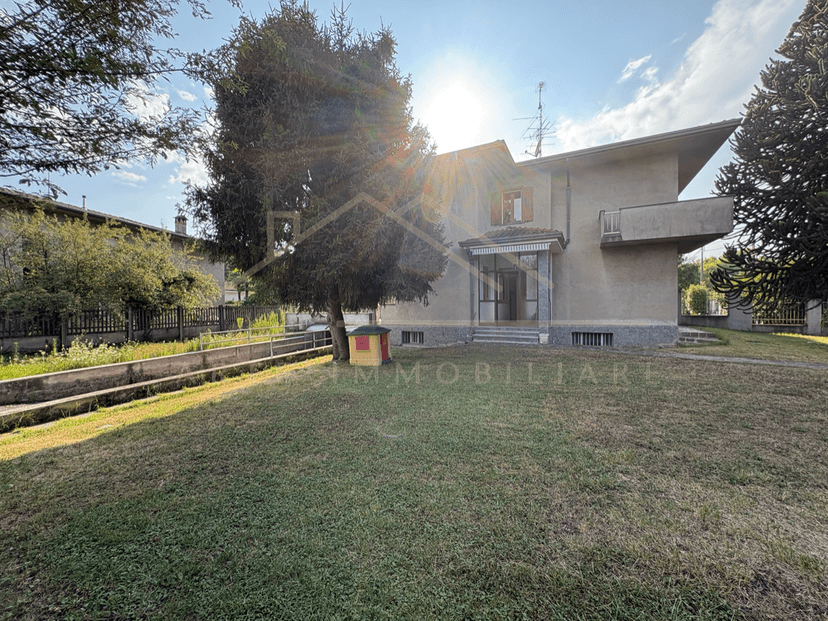 Villa in Via Pordenone, Seveso — foto 2 di 5