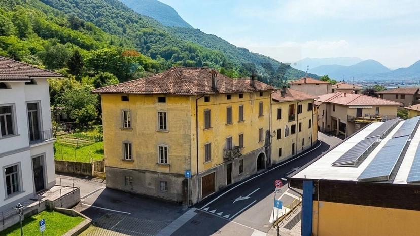 Casa indipendente in Via Don Stefano Gelmi 41, Pian Camuno — foto 2 di 5