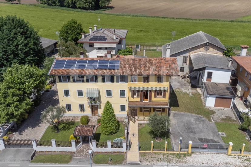 Villa bifamiliare in Viale Venezia 20, Fossalta di Portogruaro — foto 5 di 5