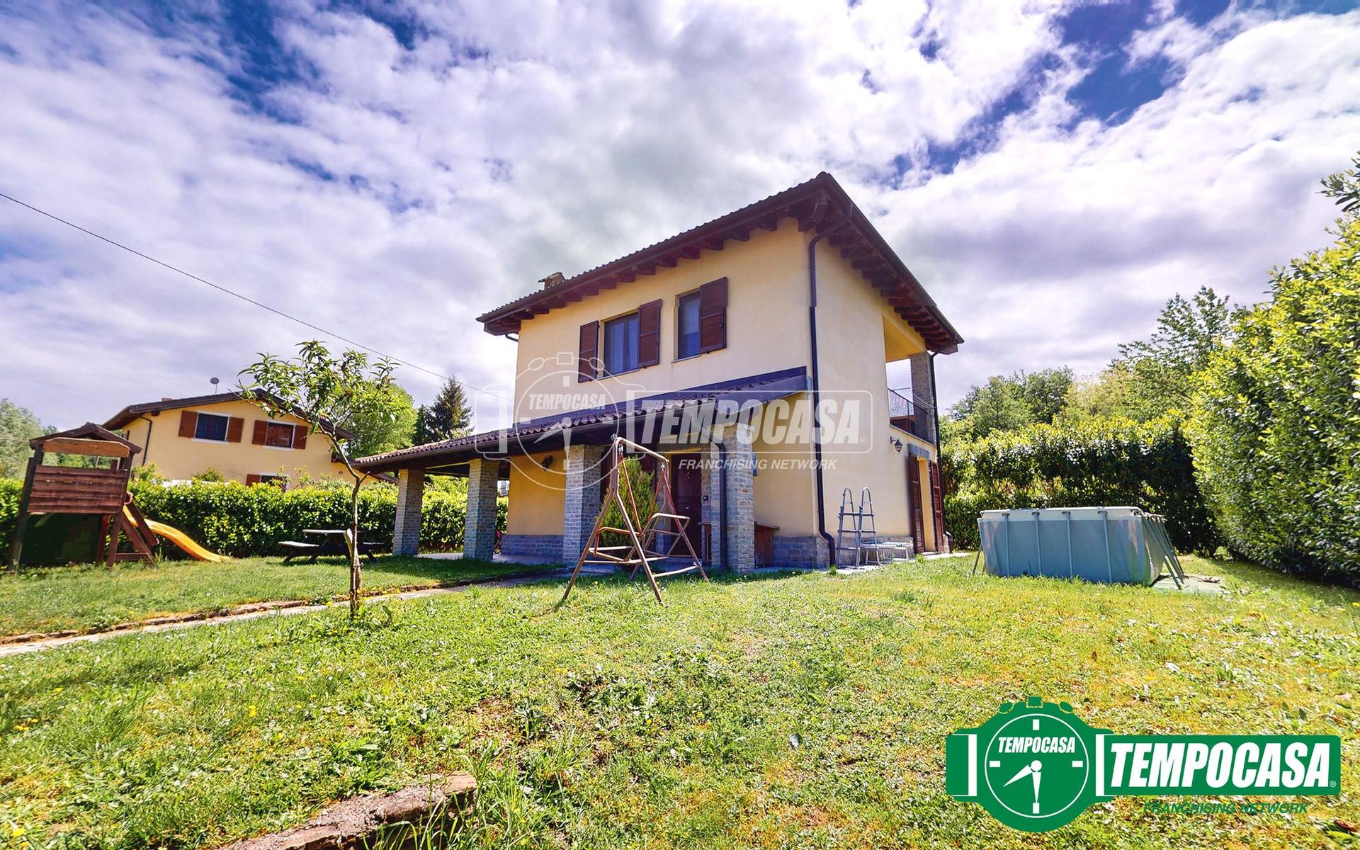 Casa indipendente in Via Giovanni XXIII Papa 56, Mornese
