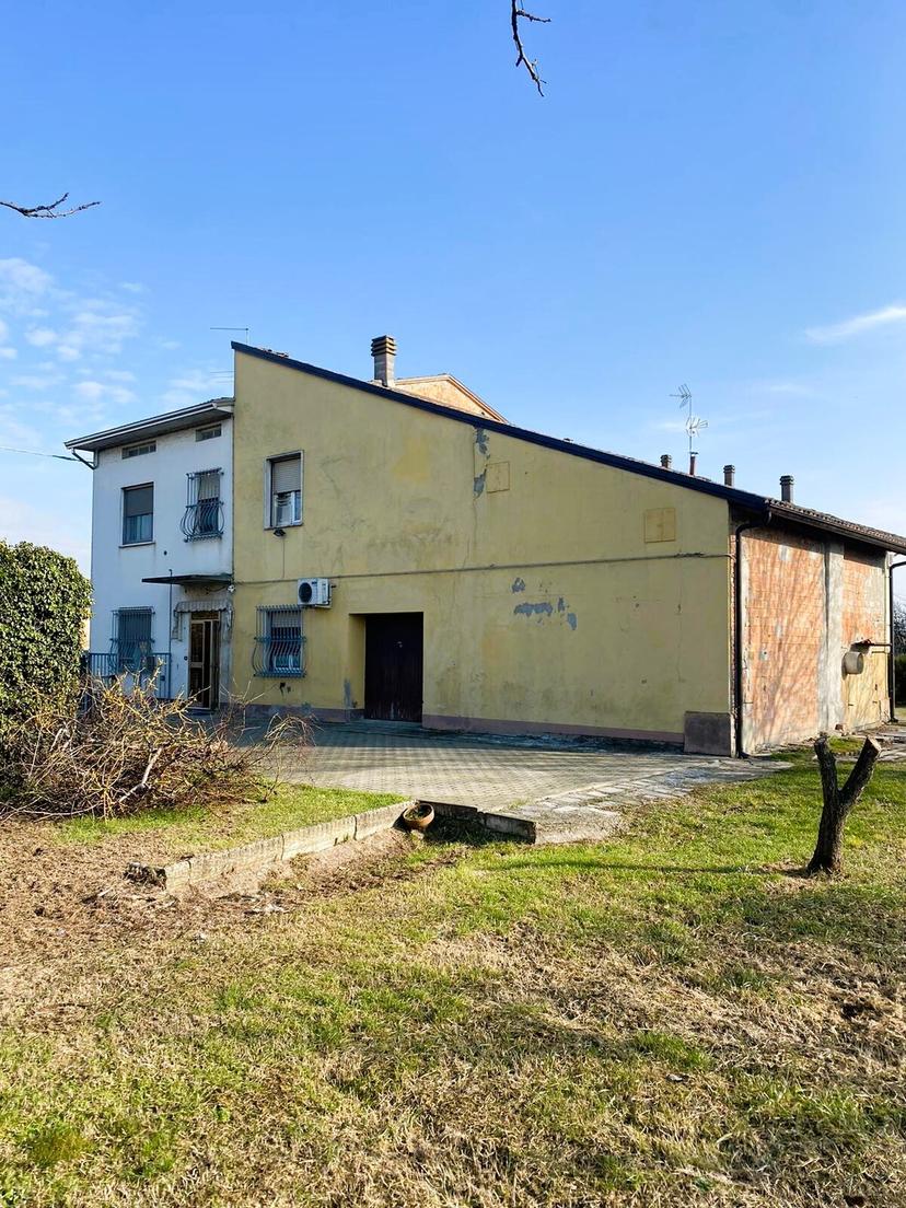 Villa a schiera in Argine Filippina 104, Sissa Trecasali — foto 5 di 5