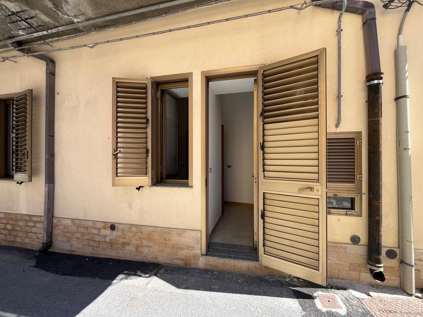 Quadrilocale in Via Garibaldi 606, Barcellona Pozzo di Gotto — foto 2 di 5