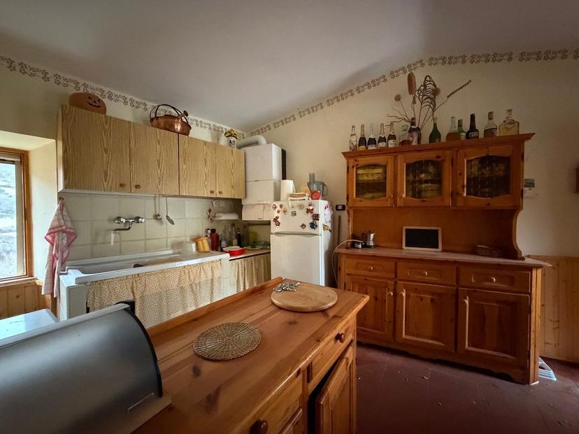 Casa indipendente in Piè di Vescia 8, Fiastra — foto 4 di 5