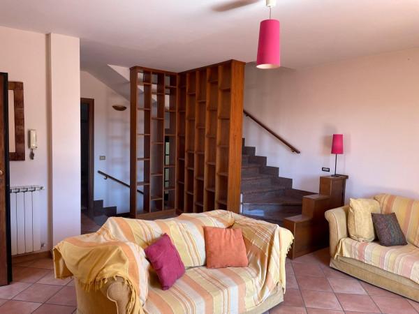 Villa plurifamiliare in Via Poggio Cesi, Guidonia Montecelio — foto 3 di 5