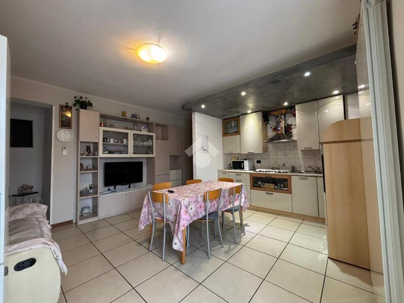 Trilocale in Via San Francesco d'Assisi 11, Palazzolo sull'Oglio — foto 3 di 5