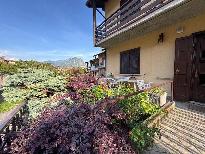 Villa a schiera in Via San Rocco, Solto Collina — foto 2 di 5