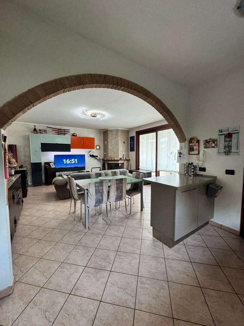 Villa bifamiliare, Borgo Virgilio — foto 5 di 5